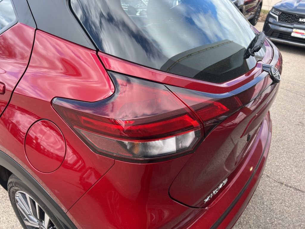 Certified 2024 Nissan Kicks SV image 35