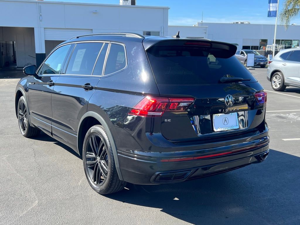 Used 2022 Volkswagen Tiguan SE R-Line AWD/4WD image 9