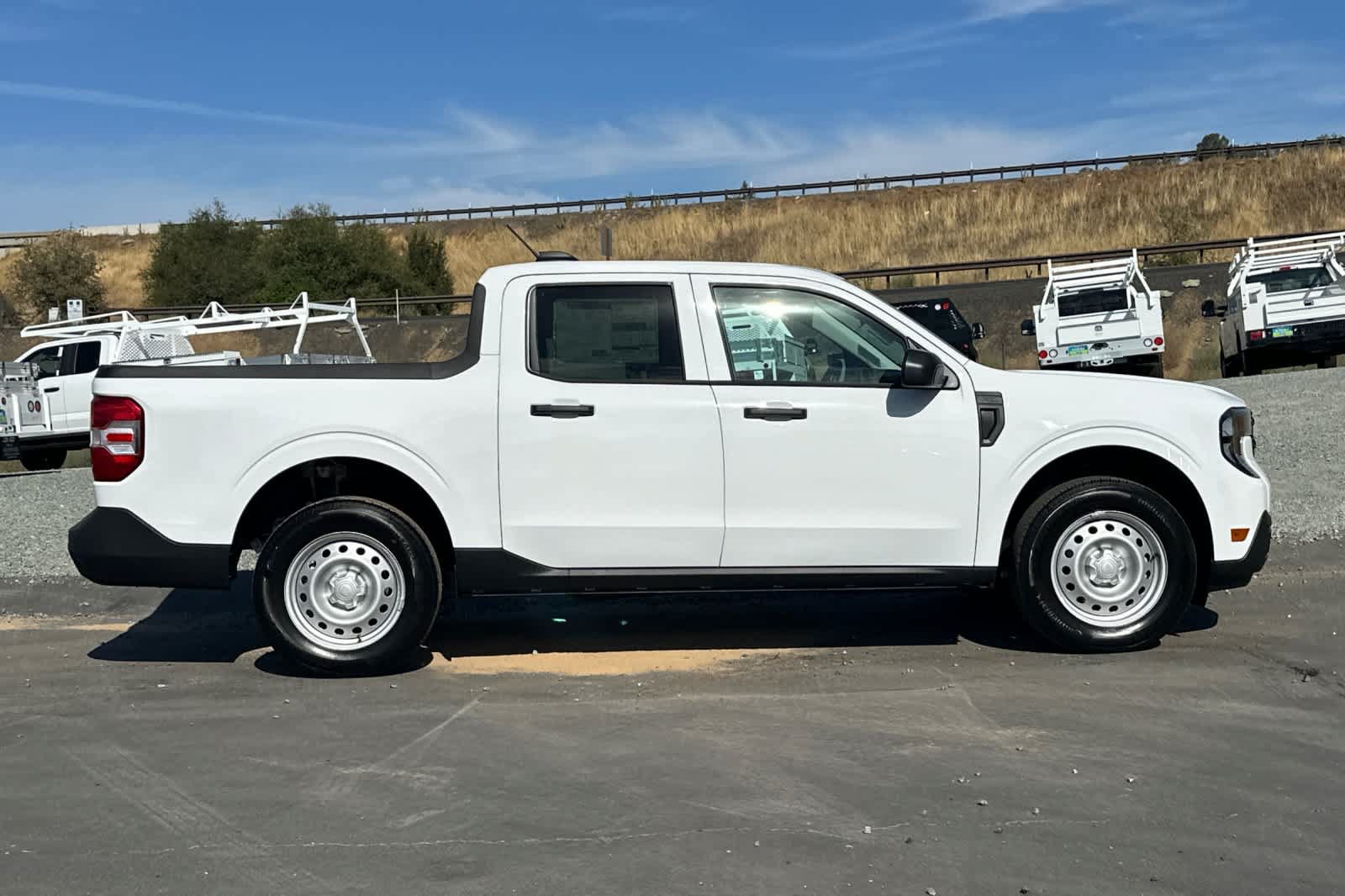 New 2026 Ford Maverick XL AWD/4WD image 4