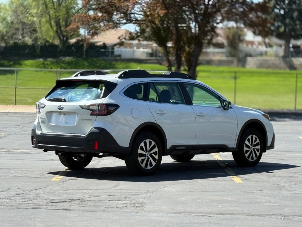 Used 2022 Subaru Outback AWD/4WD image 5