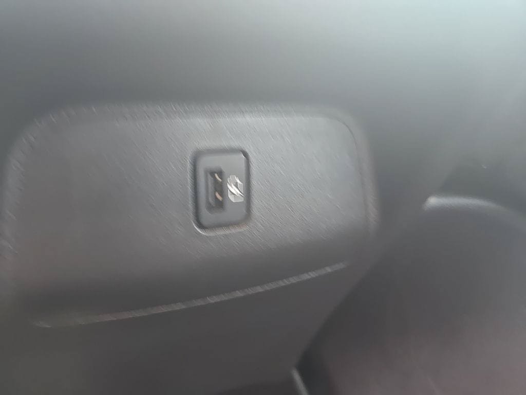 Used 2022 Nissan Sentra SV FWD image 25