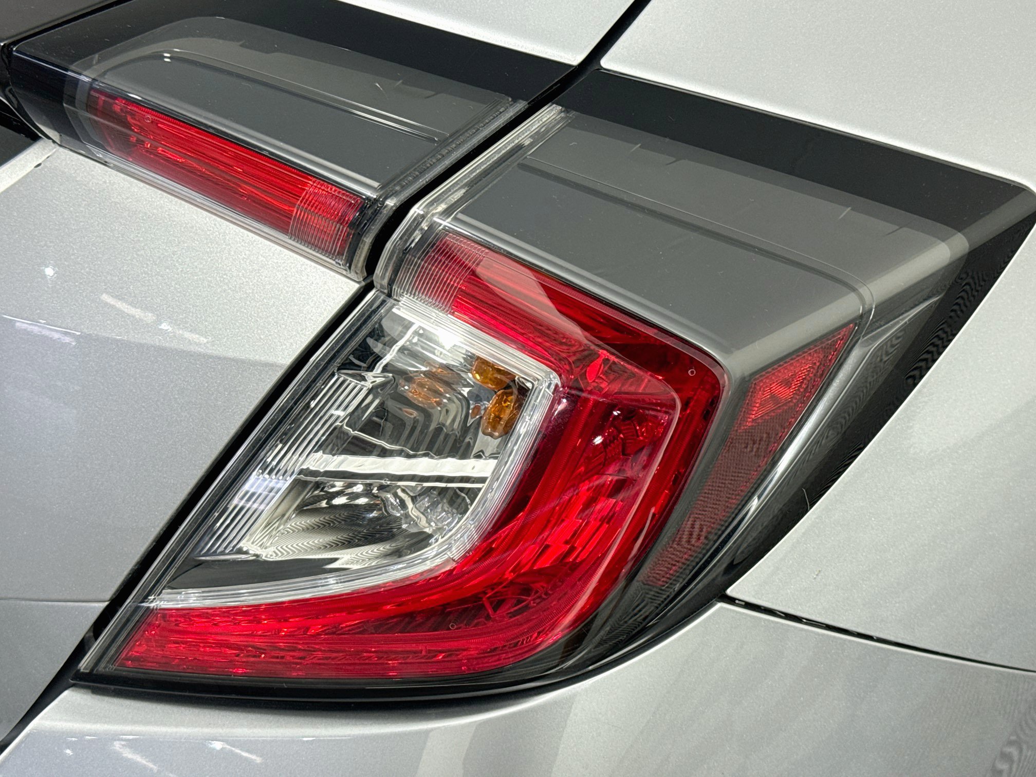 Used 2017 Honda Civic EX-L image 32
