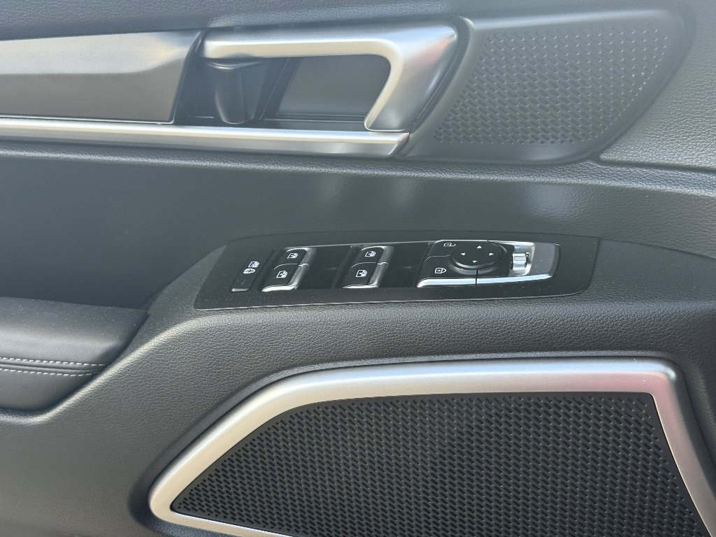 Used 2025 Kia Telluride S AWD/4WD image 20