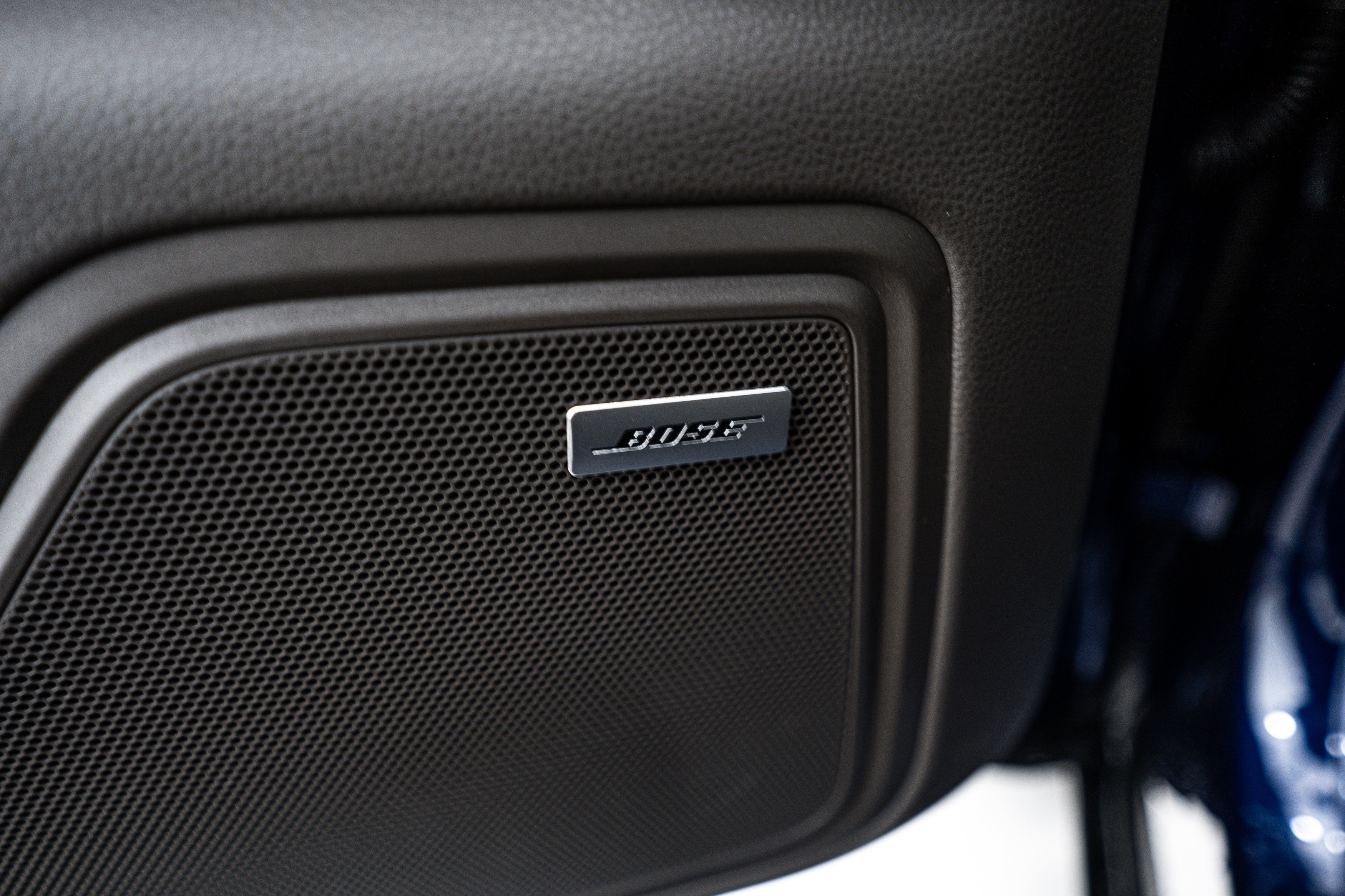 Certified 2025 Porsche Macan image 19