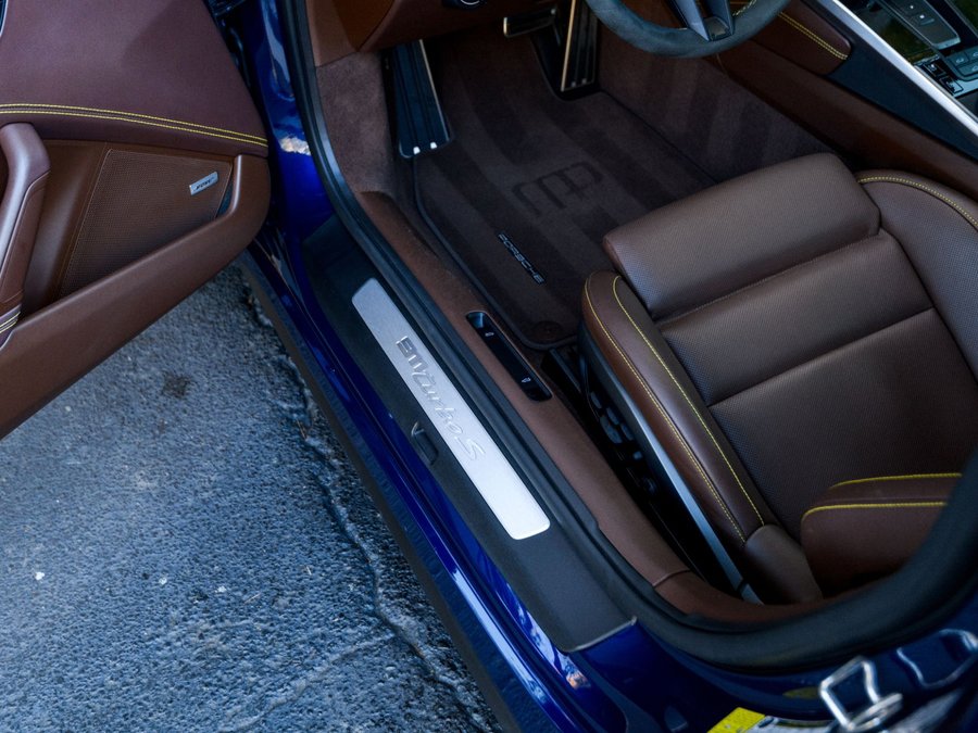 Used 2022 Porsche 911 Turbo S image 24