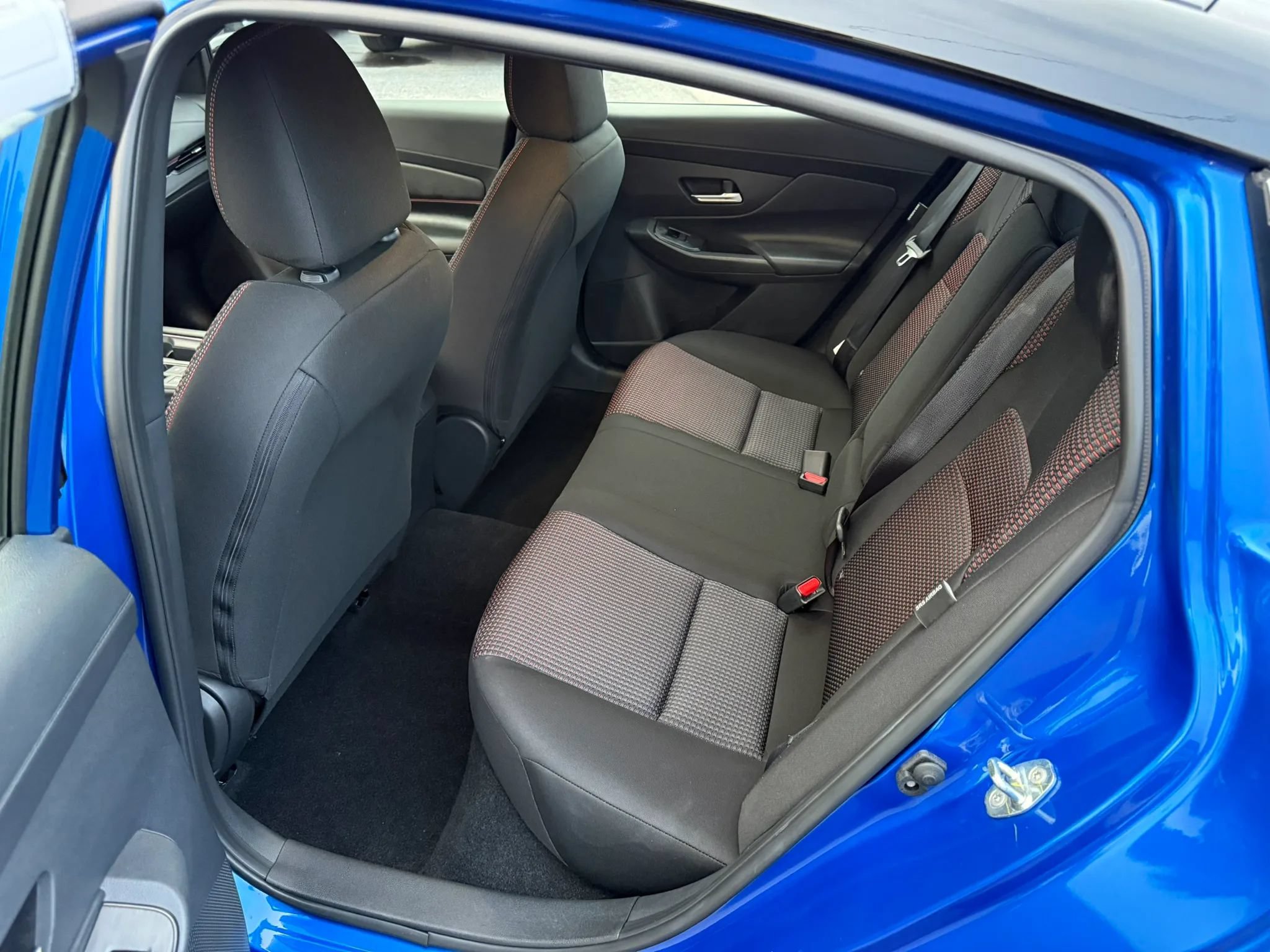 Used 2026 Nissan Sentra SR w/ SR All Weather Package FWD image 20