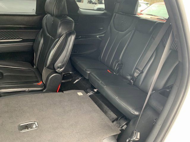 Used 2023 Hyundai Palisade Calligraphy image 16