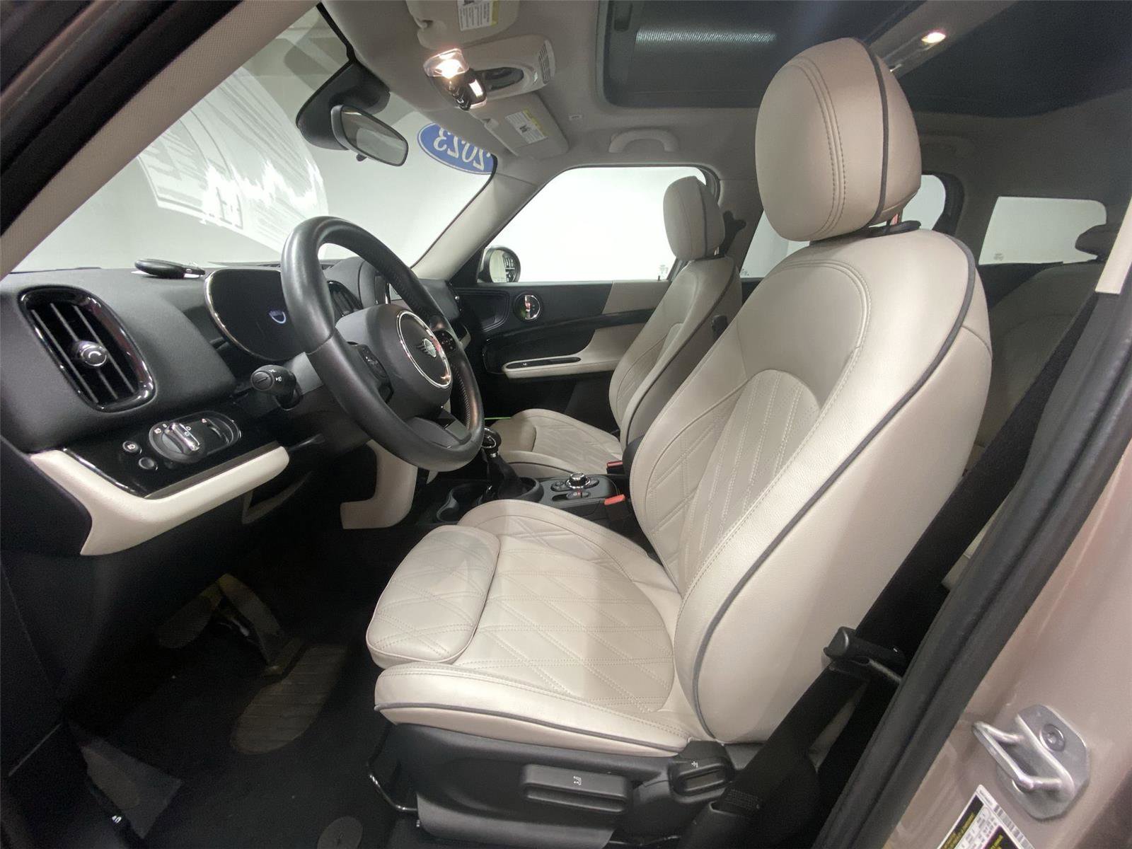 Used 2023 MINI Cooper Countryman SE w/ Signature Upholstery Package AWD/4WD image 17