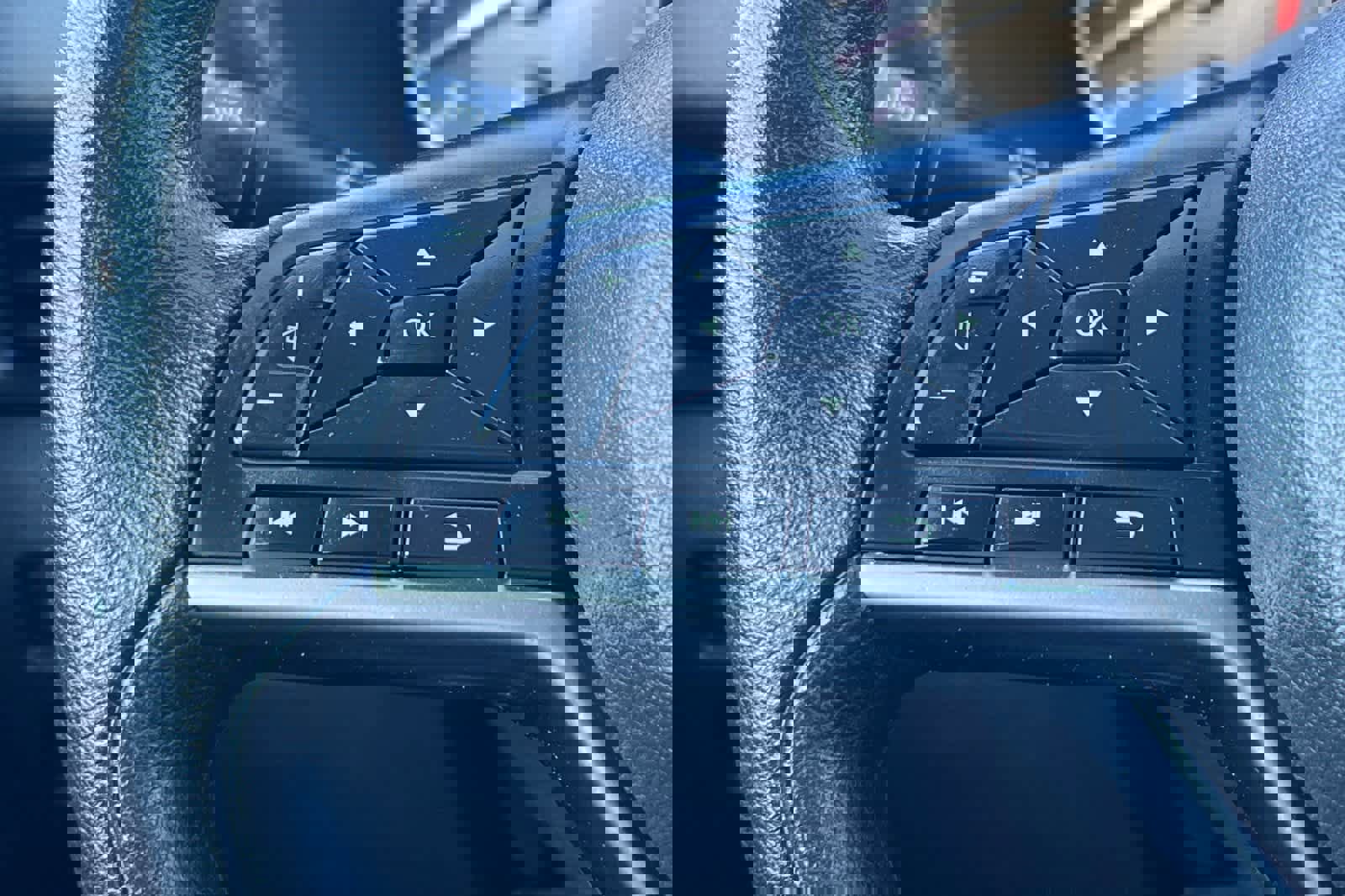 Certified 2023 Nissan Sentra S image 29