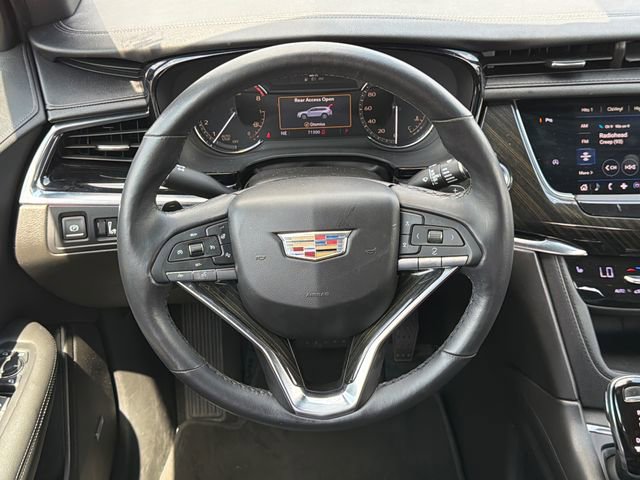 Used 2020 Cadillac XT6 Premium Luxury FWD image 26