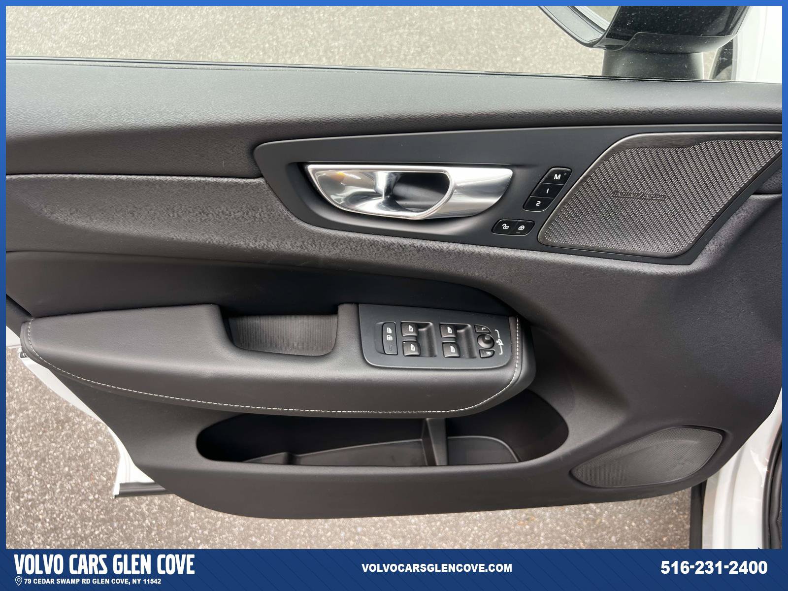 Used 2024 Volvo XC60 T8 Ultimate w/ Protection Package Premier AWD/4WD image 16