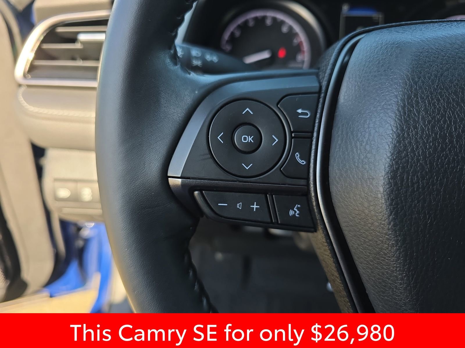 Used 2023 Toyota Camry SE image 22