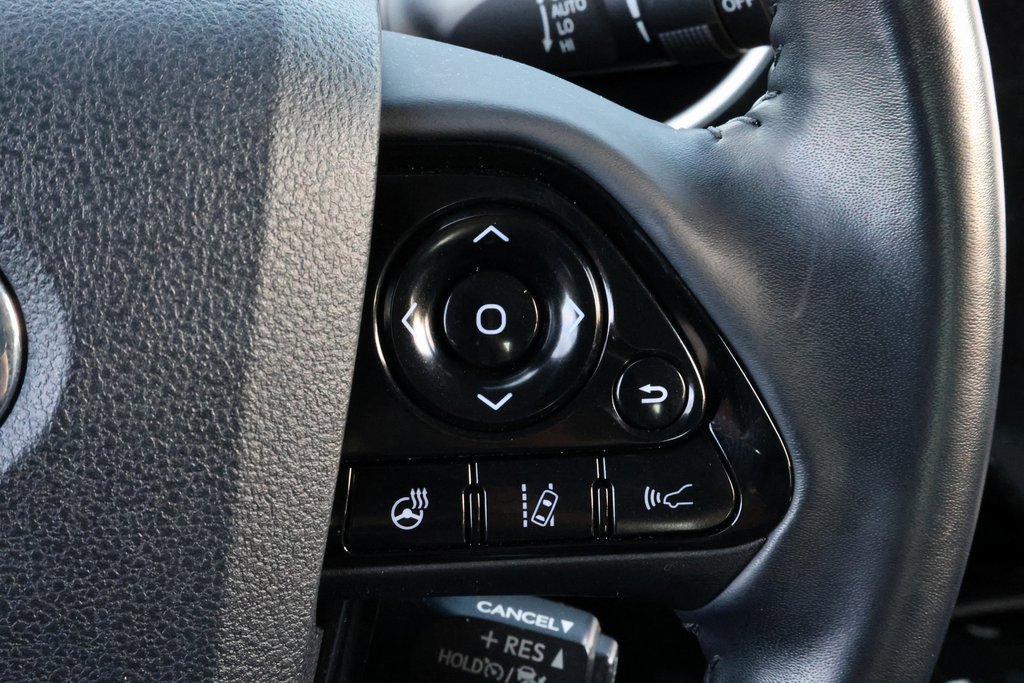 Certified 2022 Toyota Prius XLE w/ Advanced Technology Package image 33