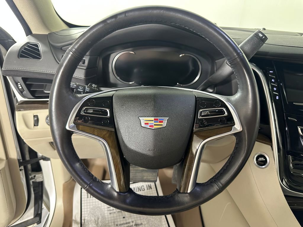 Used 2019 Cadillac Escalade Premium Luxury AWD/4WD image 29