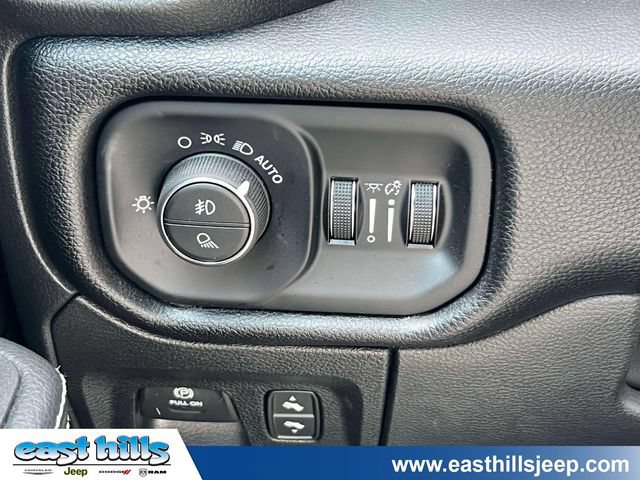 Used 2026 RAM 1500 Laramie AWD/4WD image 26