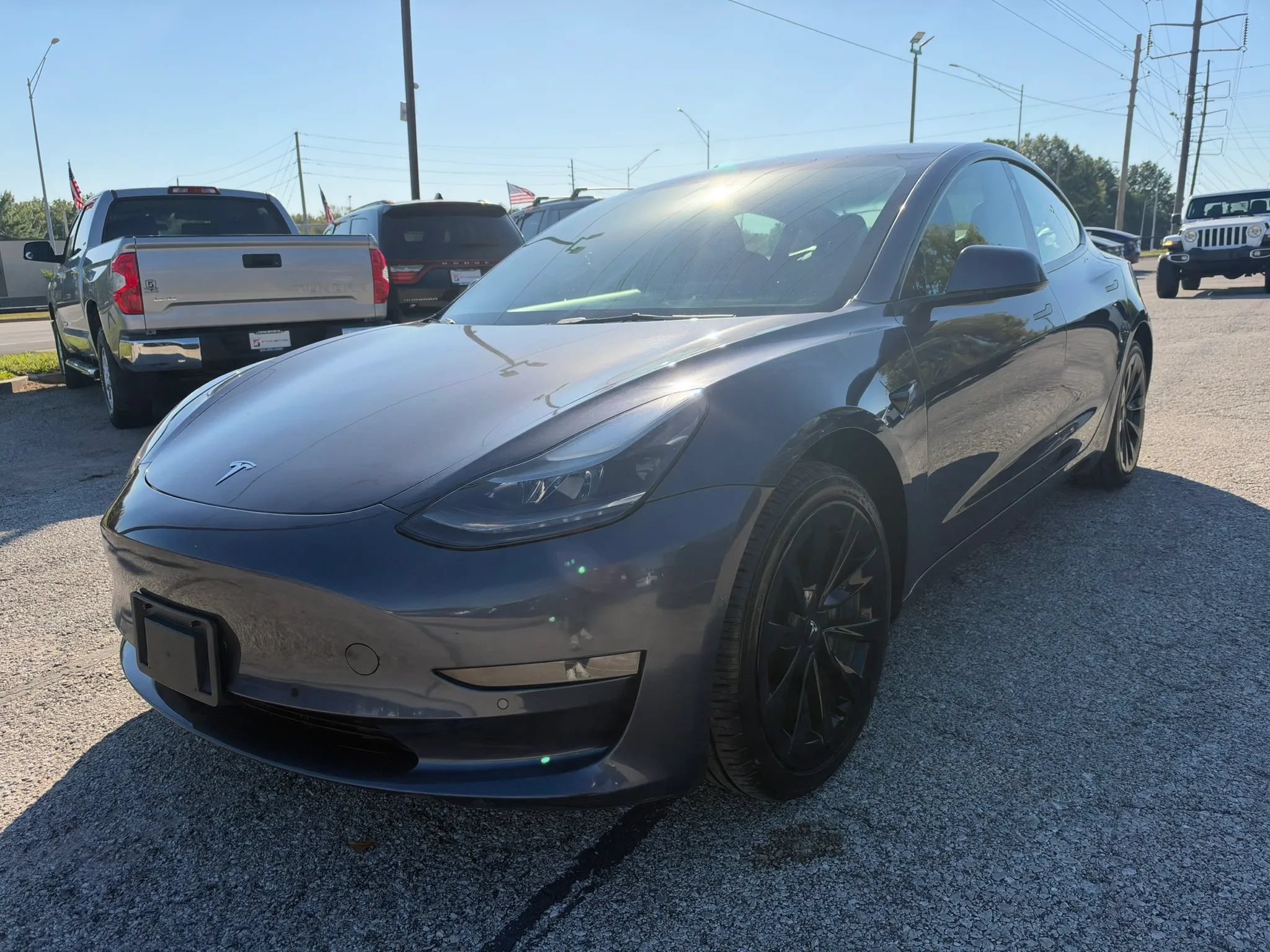 Used 2022 Tesla Model 3 Standard Range RWD image 8