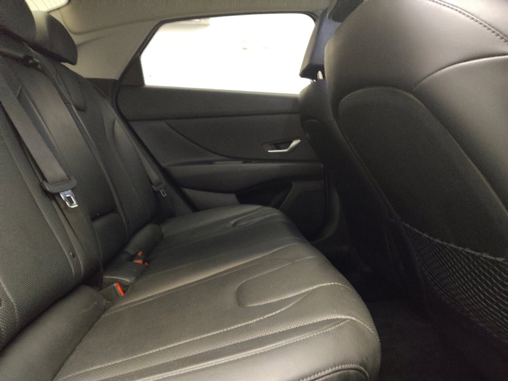 Used 2022 Hyundai Elantra Limited w/ Cargo Package FWD image 19