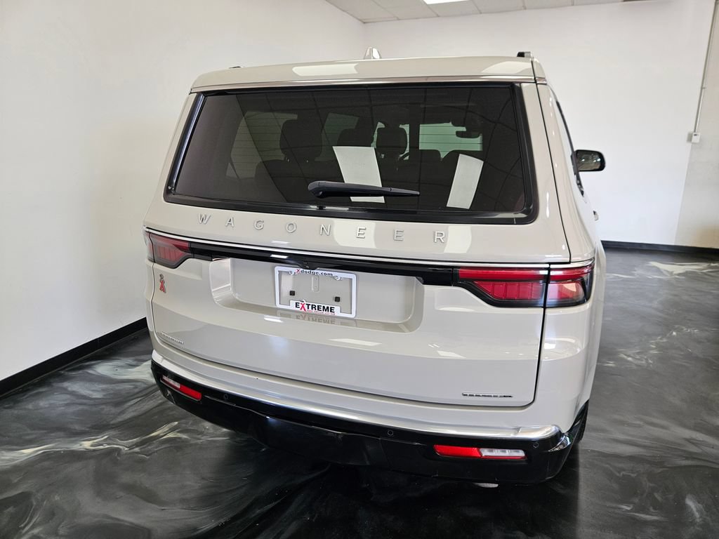 Used 2022 Jeep Wagoneer Series III w/ Premium Group I AWD/4WD image 25
