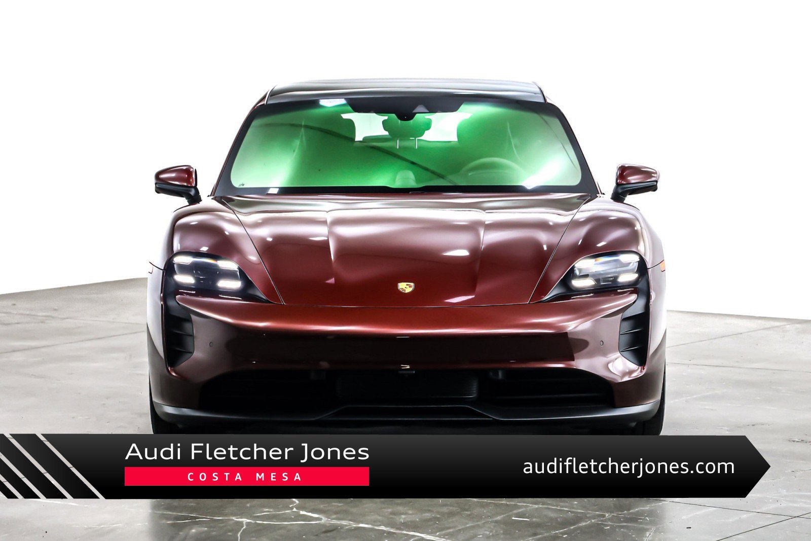 Used 2023 Porsche Taycan GTS image 1