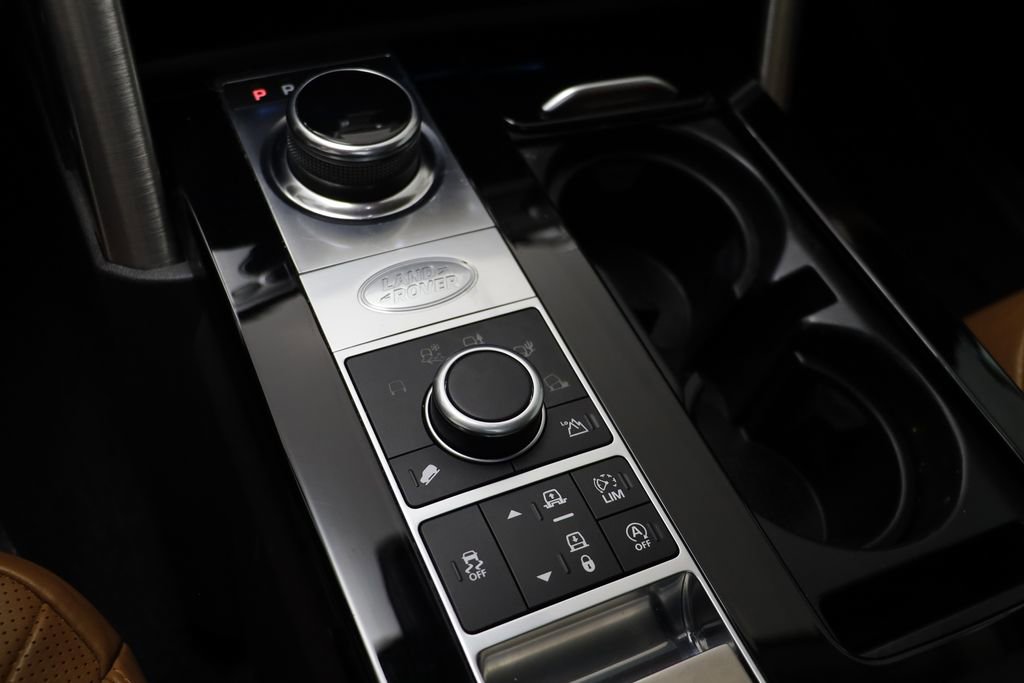 Used 2017 Land Rover Discovery HSE Luxury image 13