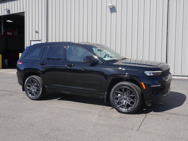 New 2025 Jeep Grand Cherokee Summit w/ Adv Protech Group IV image 10