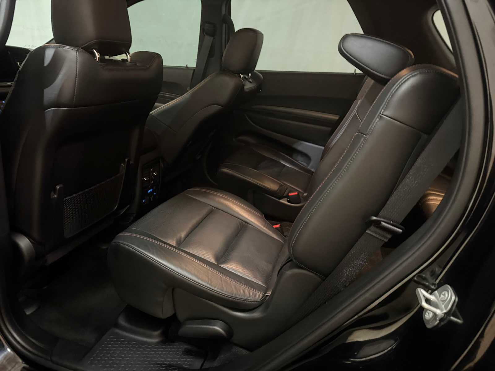 Certified 2022 Dodge Durango R/T w/ Blacktop Package AWD/4WD image 23