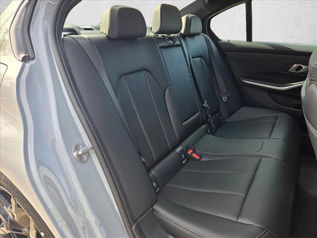 Used 2025 BMW 330i Sedan w/ M Sport Package image 20