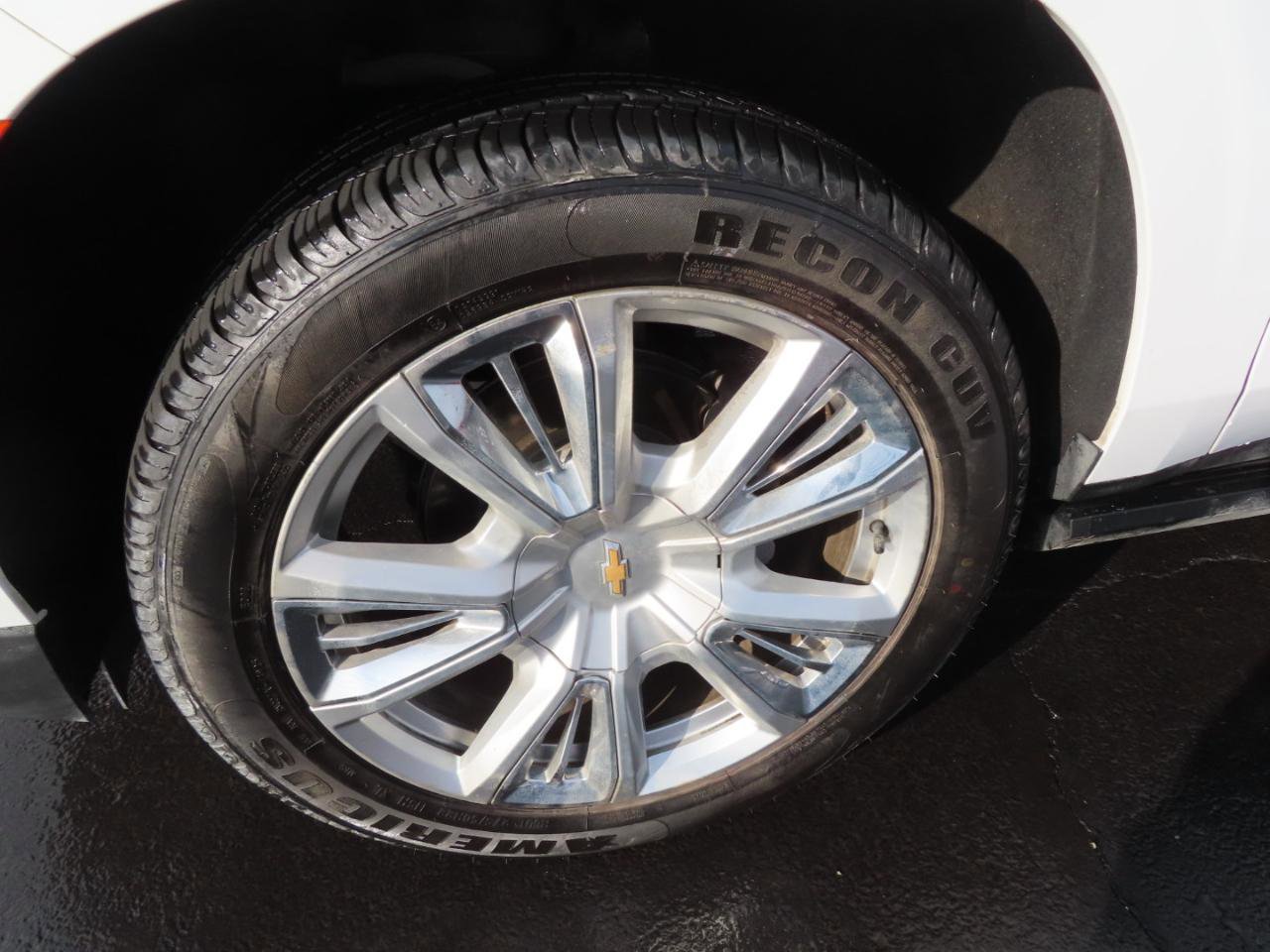 Used 2021 Chevrolet Tahoe High Country w/ Premium Package image 11