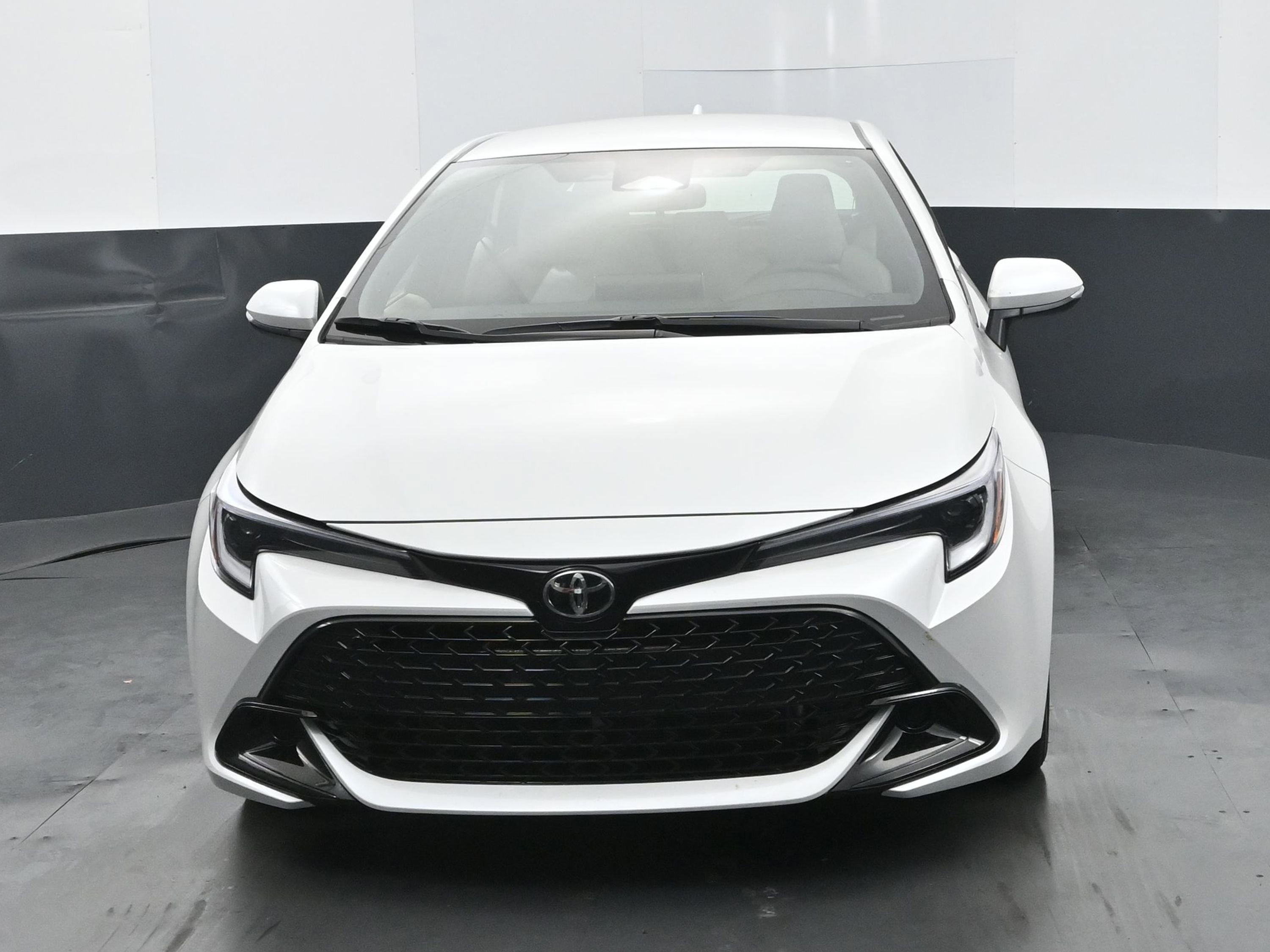 Used 2025 Toyota Corolla SE image 8