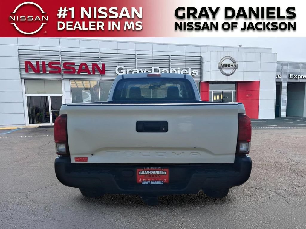 Used 2018 Toyota Tacoma SR RWD image 7