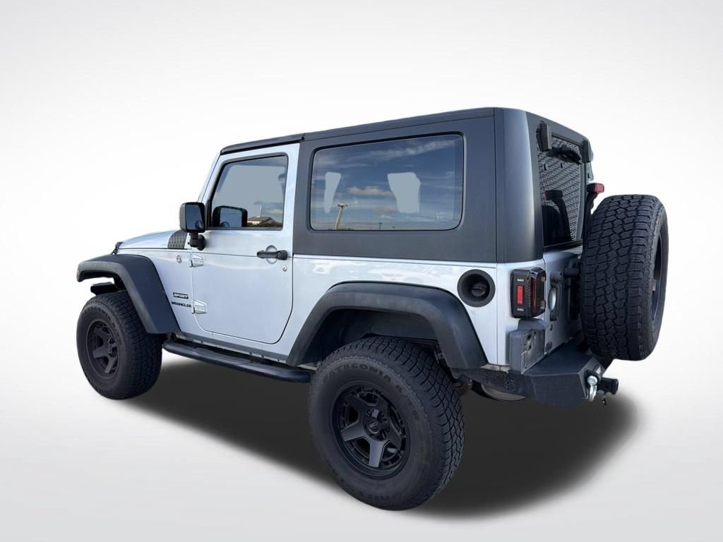 Used 2010 Jeep Wrangler Sport AWD/4WD image 5