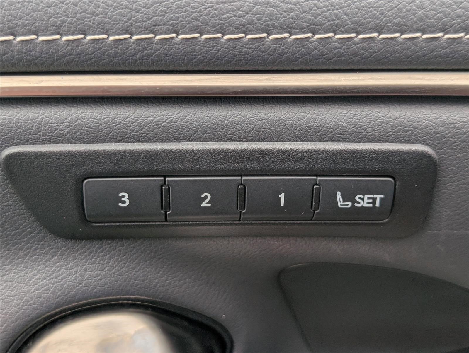 Certified 2023 Lexus ES 350 ES 350 w/ Premium Package image 20