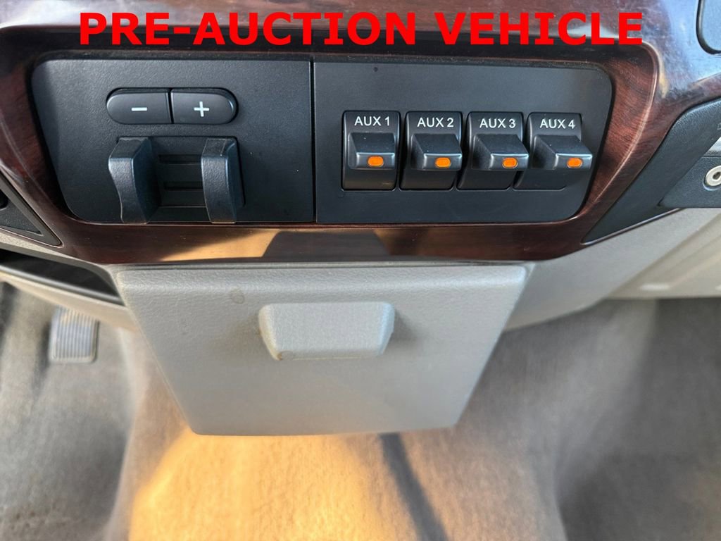 Used 2010 Ford F250 Lariat image 17