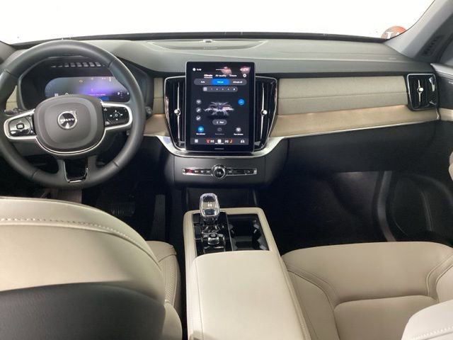 New 2026 Volvo XC90 B6 Plus w/ Protection Package Premier image 11
