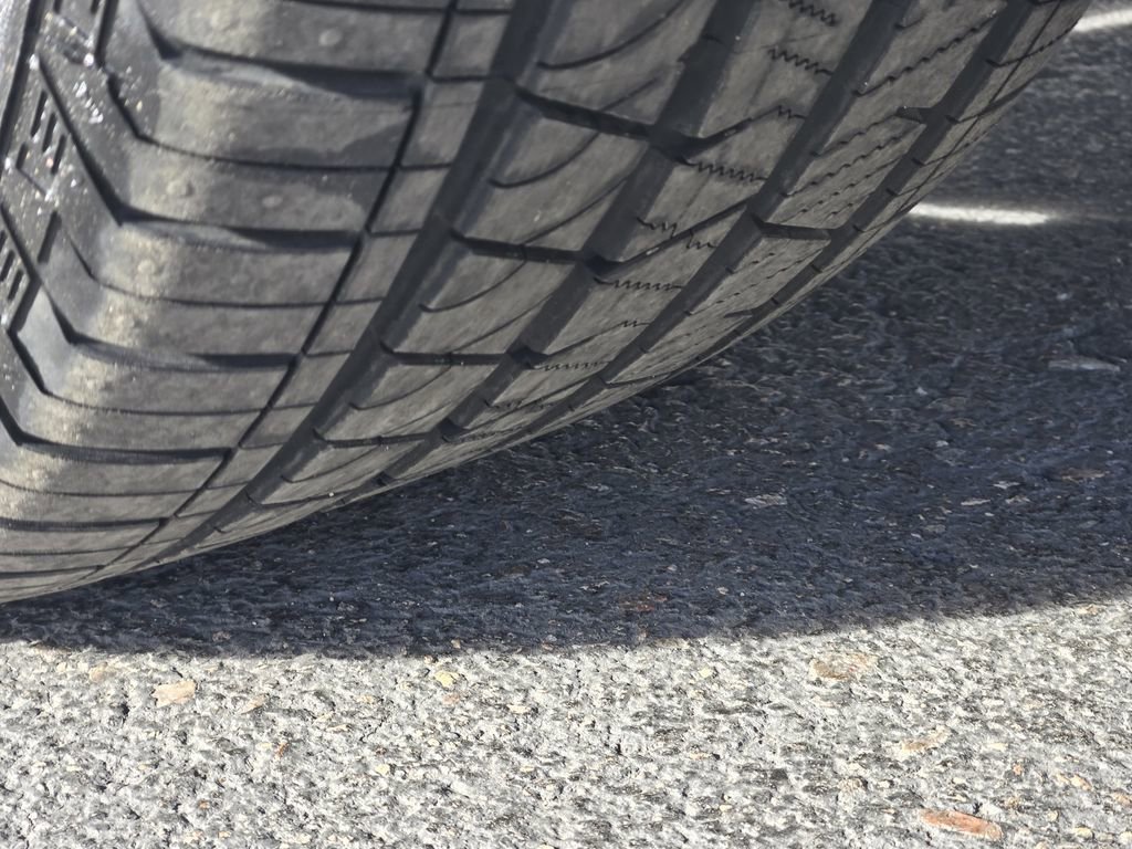 Used 2023 BMW X5 xDrive40i w/ M Sport Package image 12