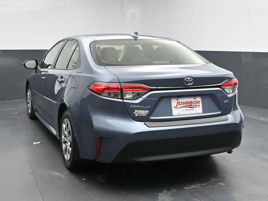 Used 2023 Toyota Corolla LE image 6