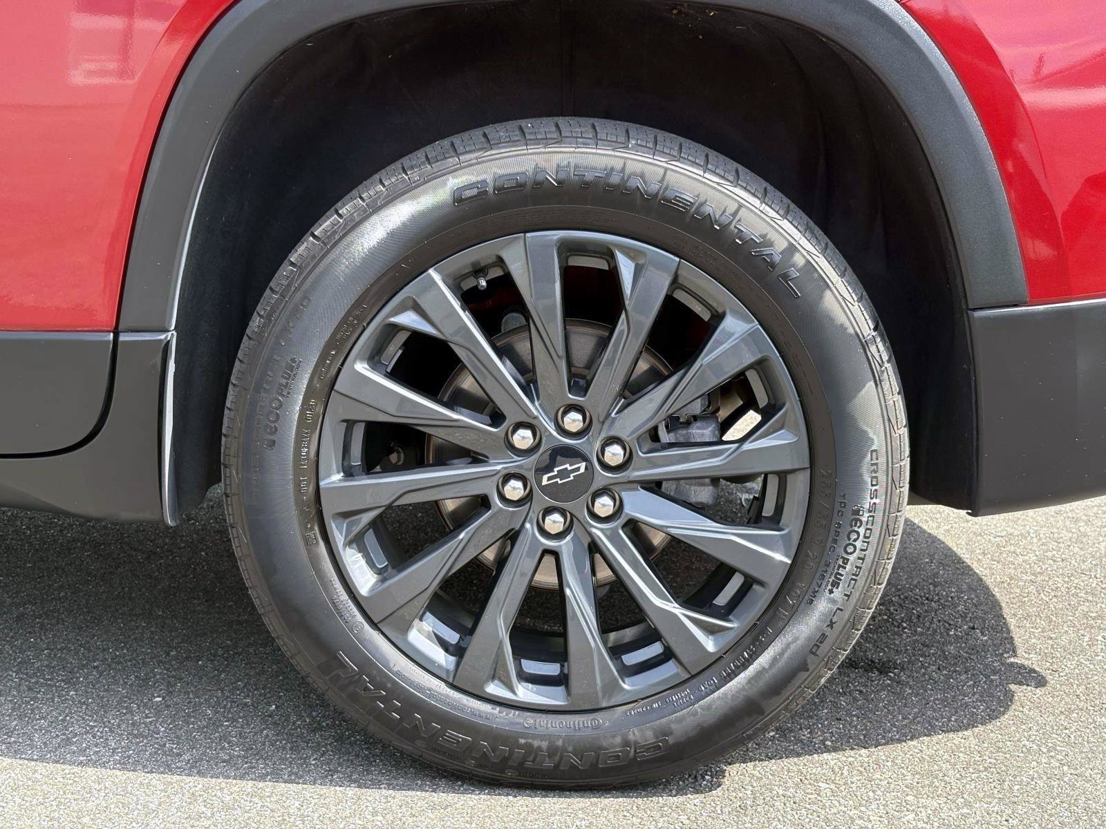 Used 2023 Chevrolet Traverse RS AWD/4WD image 30