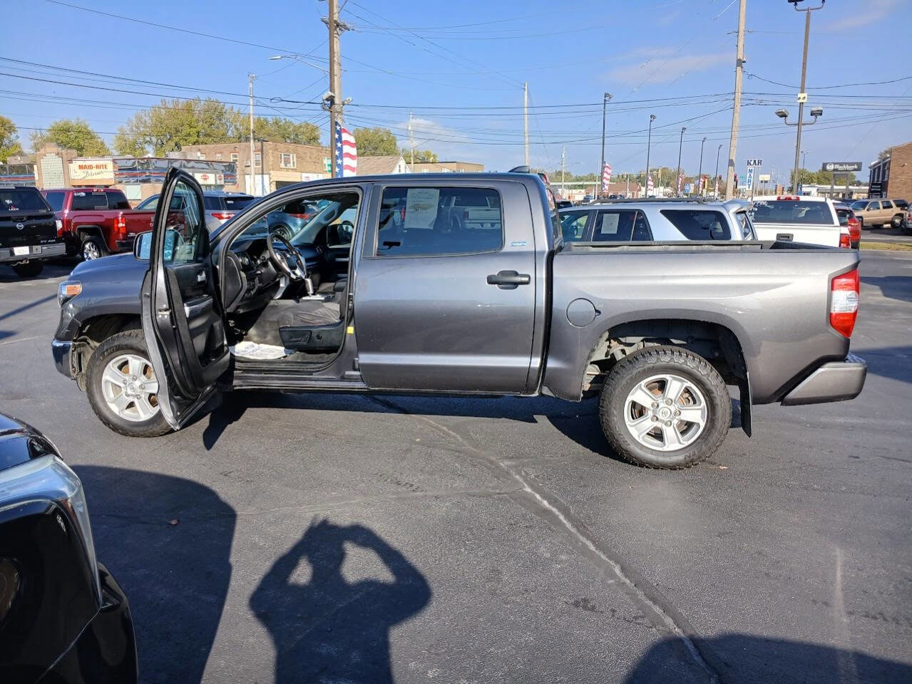 Used 2021 Toyota Tundra SR5 image 2
