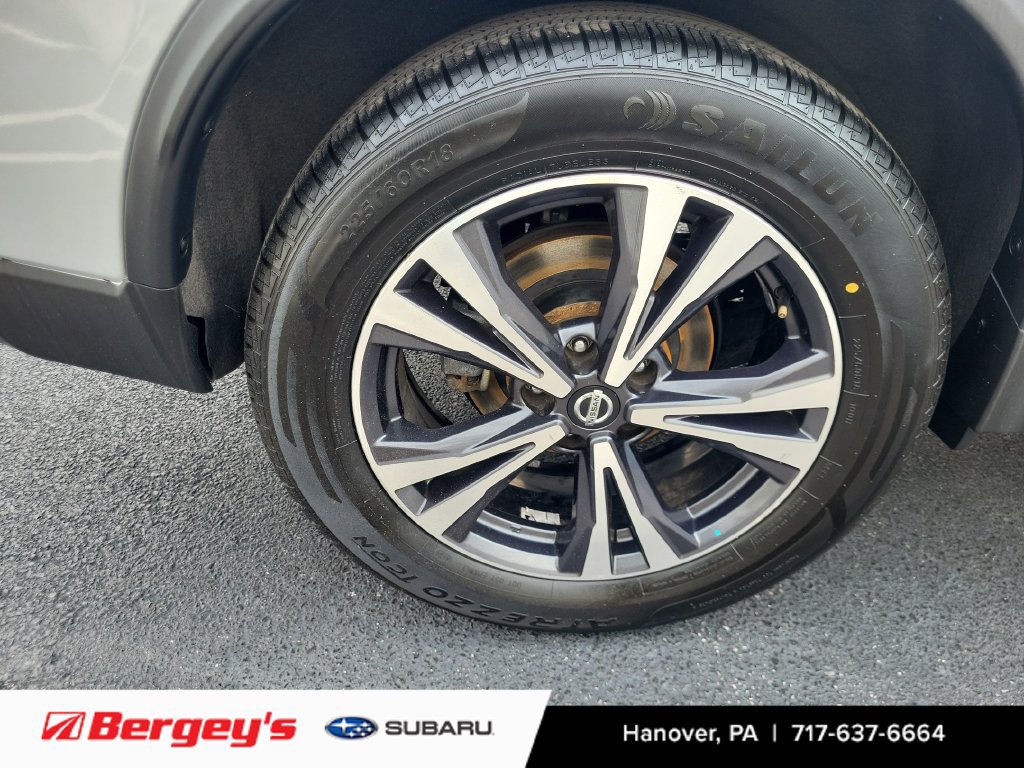Used 2018 Nissan Rogue SL AWD/4WD image 19