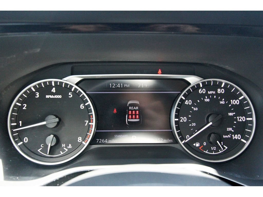 Used 2025 Nissan Pathfinder SV FWD image 15