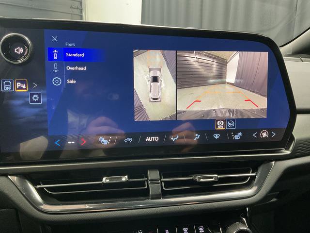 New 2026 Chevrolet Equinox EV LT w/ Comfort Package FWD image 25
