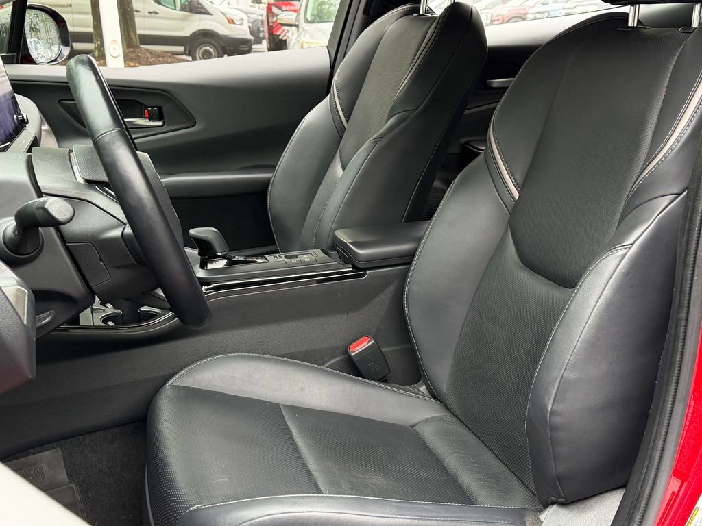 Used 2023 Toyota Prius XLE FWD image 14