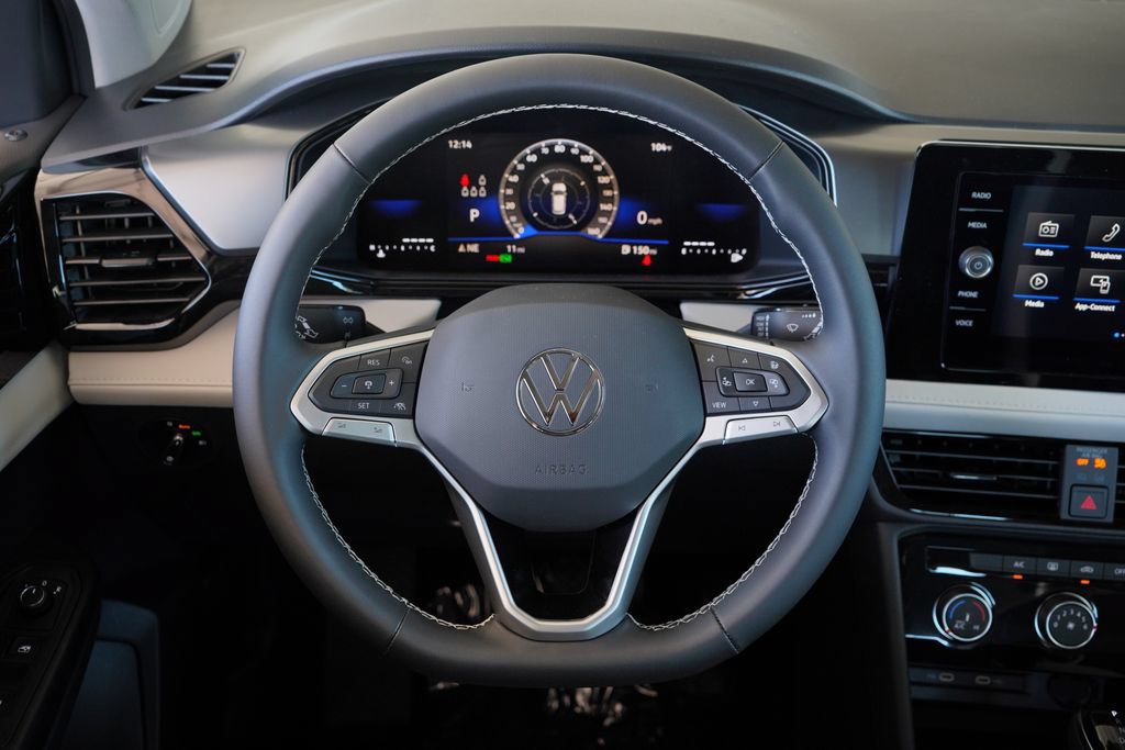 New 2027 Volkswagen Taos S FWD image 17