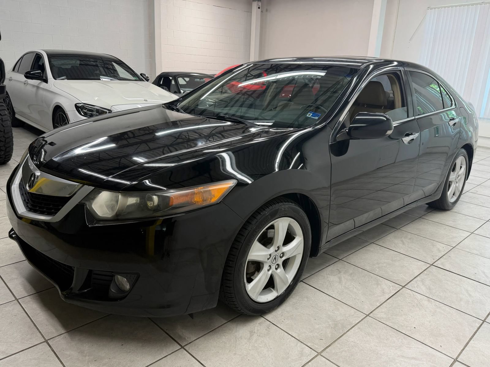 Used 2010 Acura TSX Sedan FWD image 3