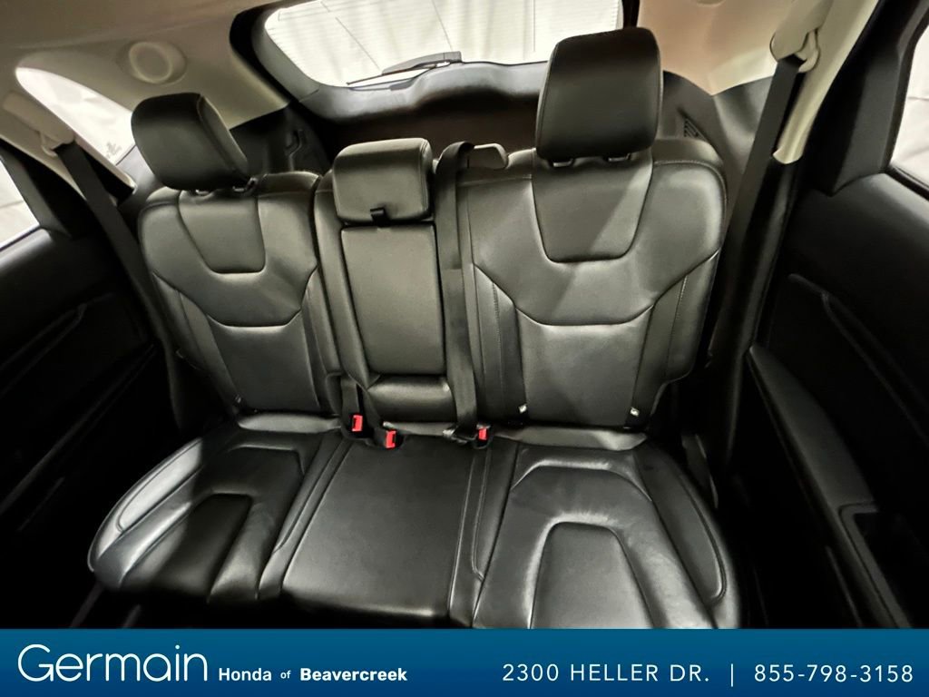 Used 2022 Ford Edge Titanium image 30