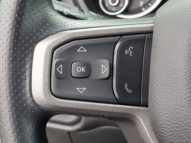 Used 2024 RAM 2500 Tradesman w/ Chrome Appearance Group AWD/4WD image 14