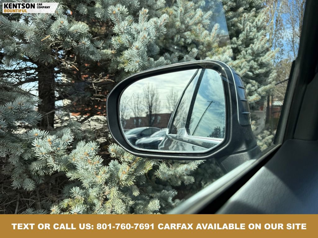 Used 2025 Kia Telluride S image 22