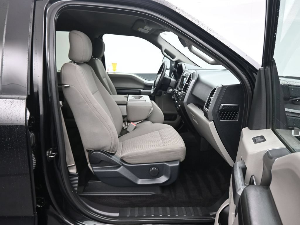 Used 2017 Ford F150 XLT w/ Equipment Group 301A Mid AWD/4WD image 45