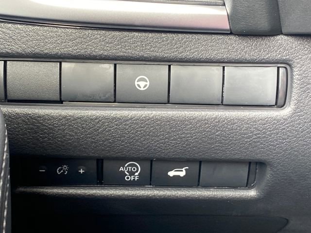 New 2026 Nissan Rogue SV image 31