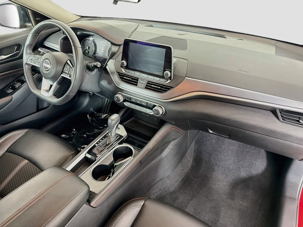 Used 2023 Nissan Altima 2.5 SR FWD image 18